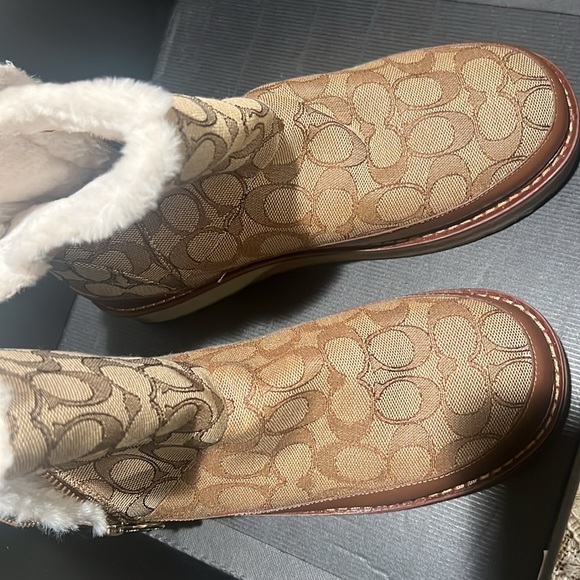 dark and light brown - Picture 10 of 11